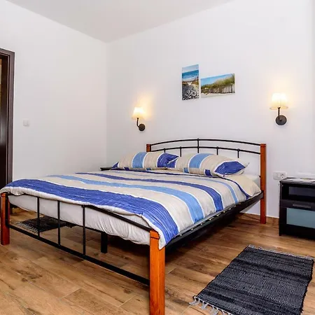 Malvasia Villa Rovinjsko Selo